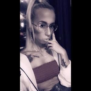 Meet your Posher, Marissa